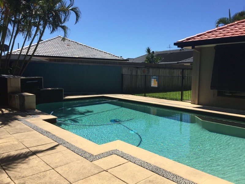 Burleigh Waters QLD 4220