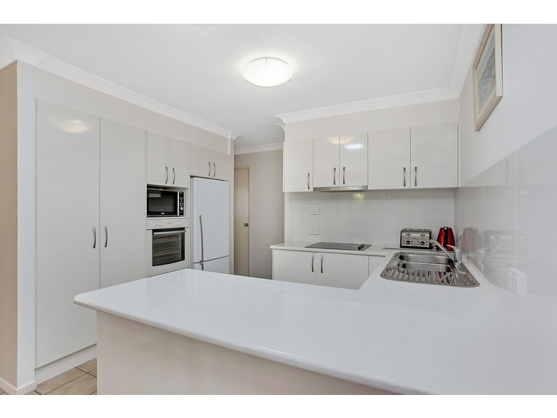 43 Seville Circuit, Burleigh Waters QLD 4220