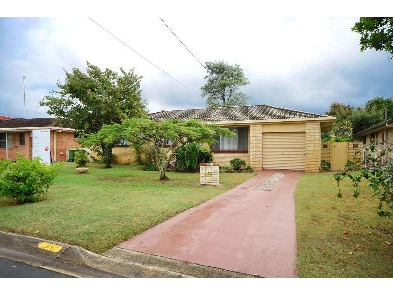 21 Birigun Street, Mermaid Waters QLD 4218