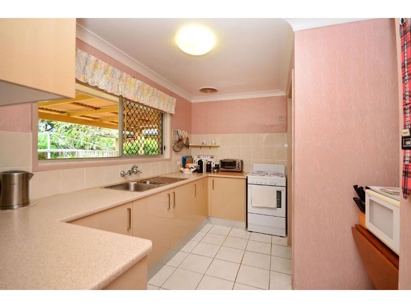 21 Birigun Street, Mermaid Waters QLD 4218