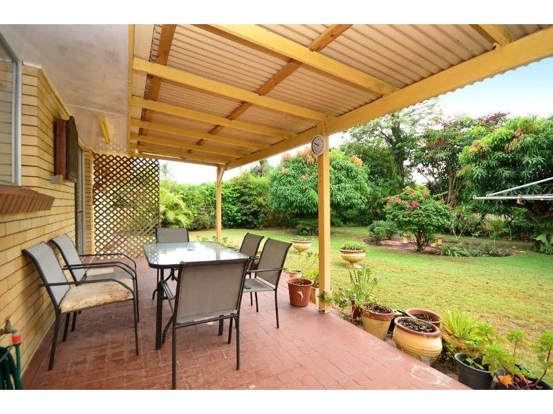 21 Birigun Street, Mermaid Waters QLD 4218