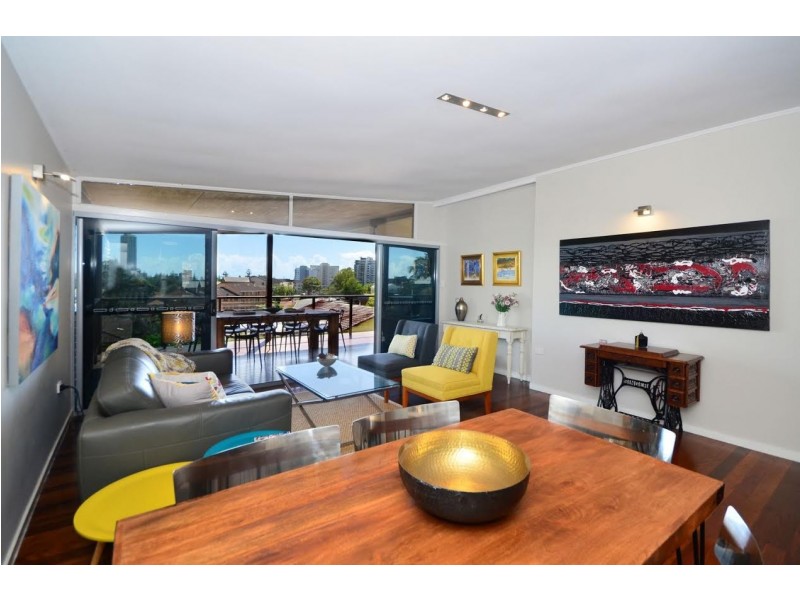 Burleigh Heads QLD 4220