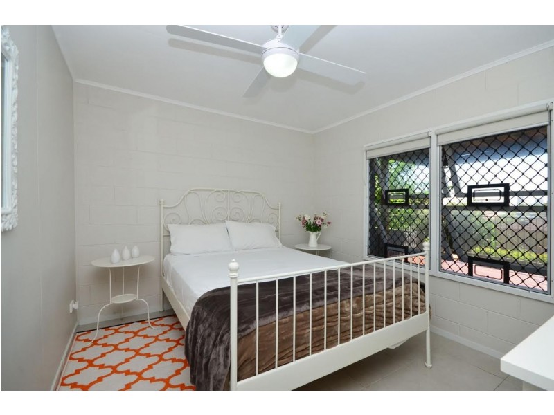 Burleigh Heads QLD 4220