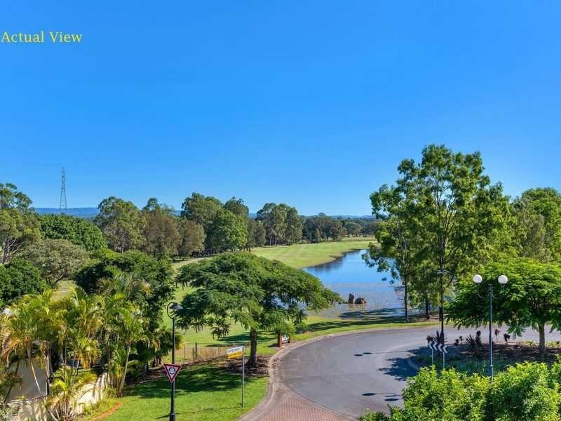 4/2 Concord Circuit, Robina QLD 4226