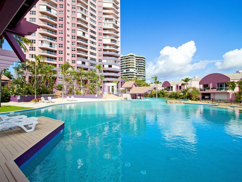 37/12 Commodore Drive, Surfers Paradise QLD 4217