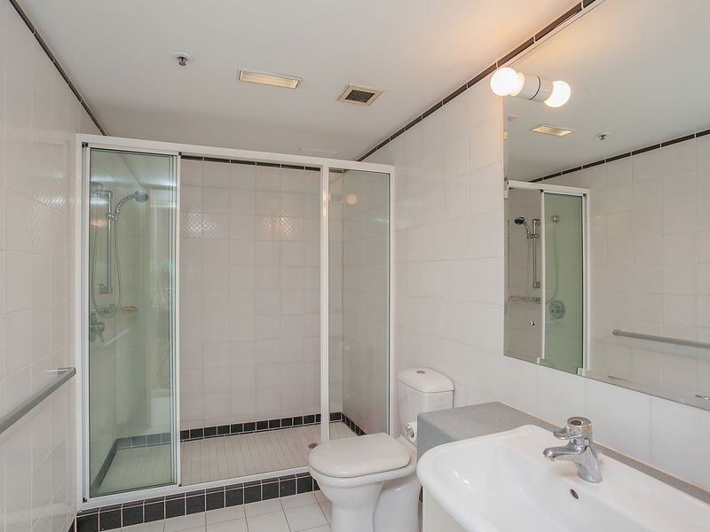 37/12 Commodore Drive, Surfers Paradise QLD 4217