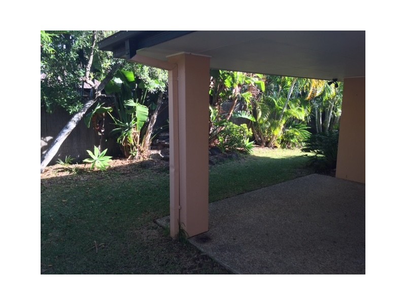 40 Gardendale Crescent, Burleigh Waters QLD 4220