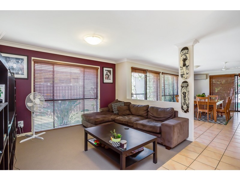 40 Gardendale Crescent, Burleigh Waters QLD 4220