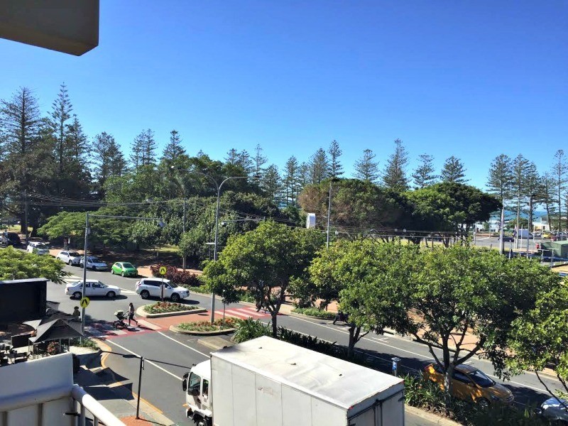 8/31 Connor Street, Burleigh Heads QLD 4220
