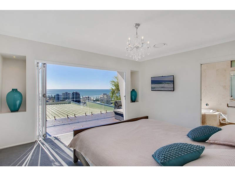 Burleigh Heads QLD 4220