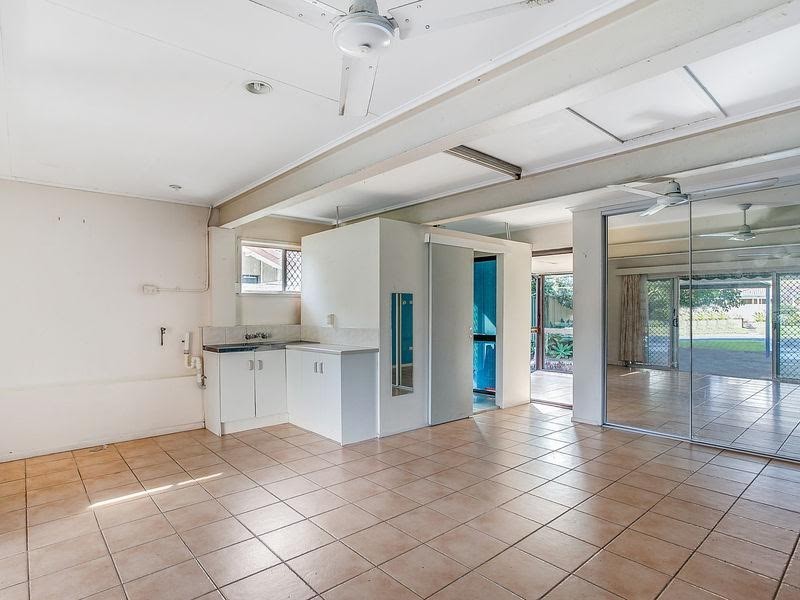 3 Aruma Avenue, Burleigh Waters QLD 4220