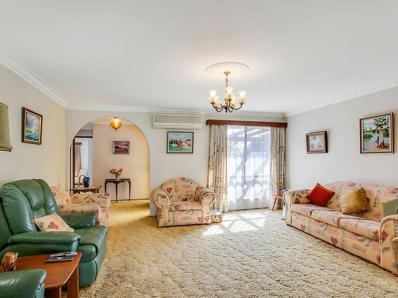 64 Christine Avenue, Burleigh Waters QLD 4220