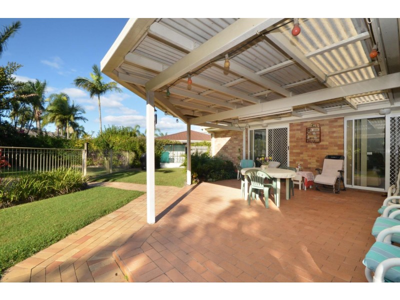 7 Lapwing Place, Burleigh Waters QLD 4220