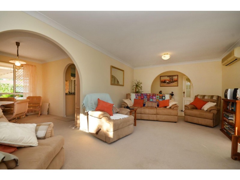 7 Lapwing Place, Burleigh Waters QLD 4220