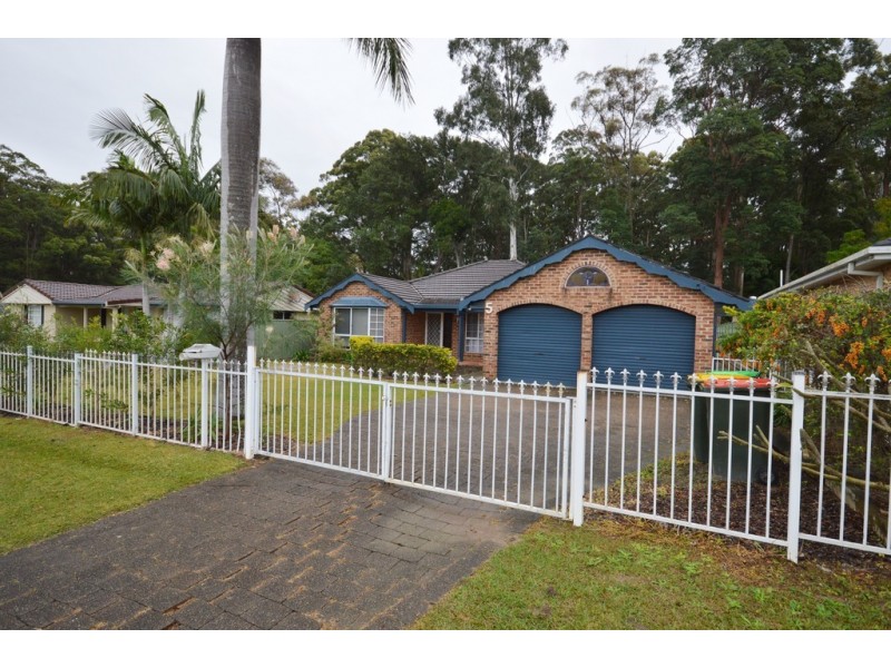 5 Mackays Road, Coffs Harbour NSW 2450