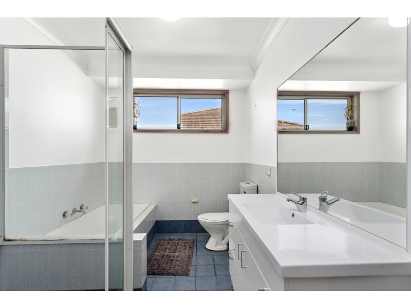 2/5 Goodenough Terrace, Coffs Harbour NSW 2450