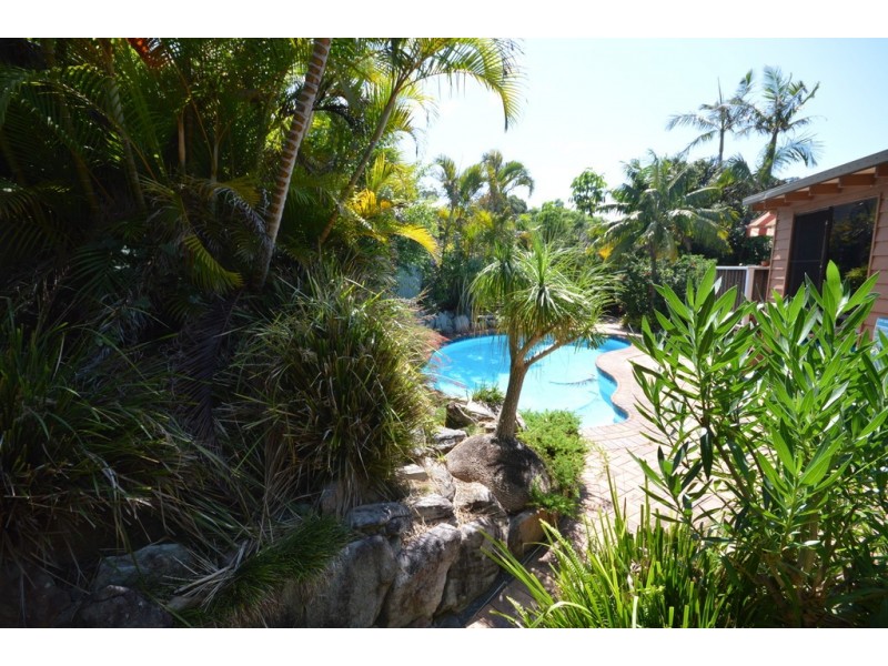 14 Beach Road, Sapphire Beach NSW 2450
