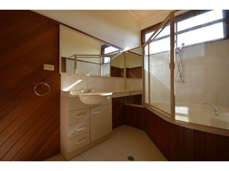 4 Mavis Street, Coffs Harbour NSW 2450