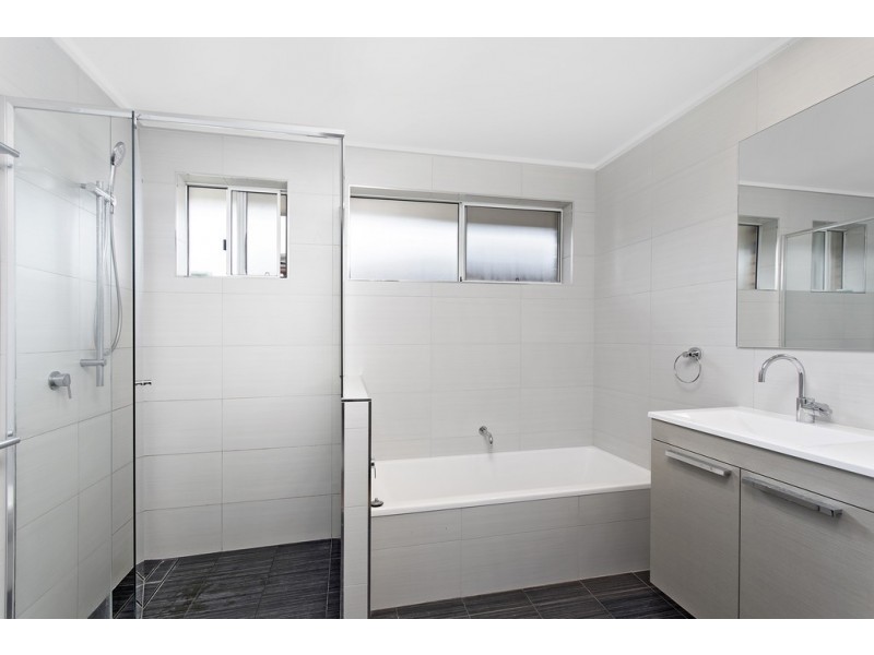 37 Barnes Street, Woolgoolga NSW 2456