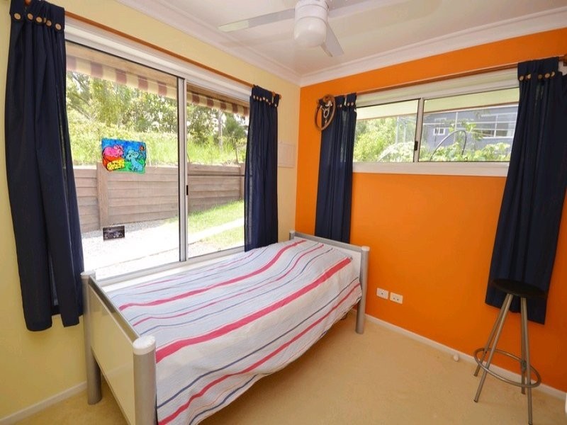 11 Jacaranda Drive, Upper Orara NSW 2450