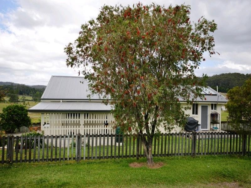 1 Lorne Street, Lowanna NSW 2450