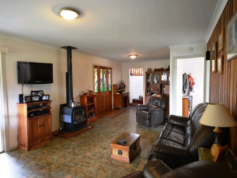 95 Pine Avenue, Ulong NSW 2450