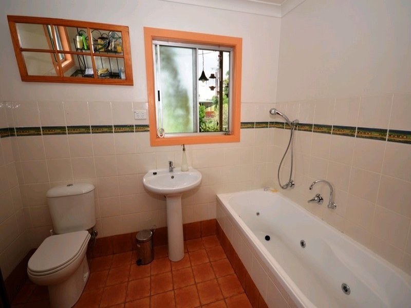 95 Pine Avenue, Ulong NSW 2450