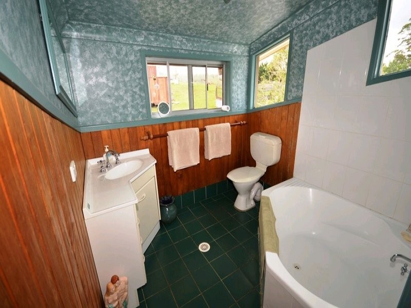 95 Pine Avenue, Ulong NSW 2450