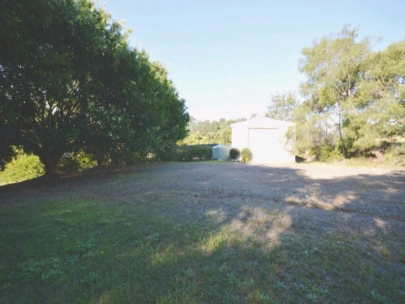 24 Butlers Road, Bonville NSW 2441