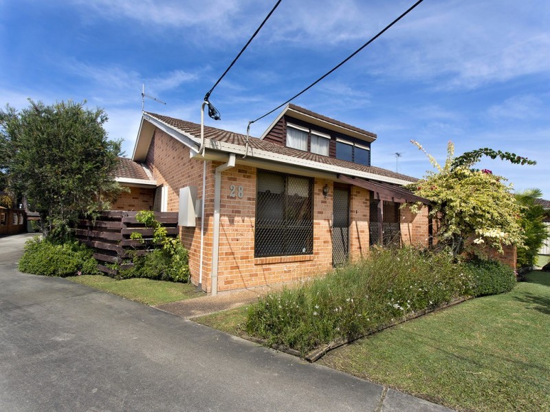 2/28 Karuah Avenue, Coffs Harbour NSW 2450