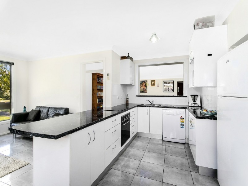 8 Dianne Close, Coffs Harbour NSW 2450