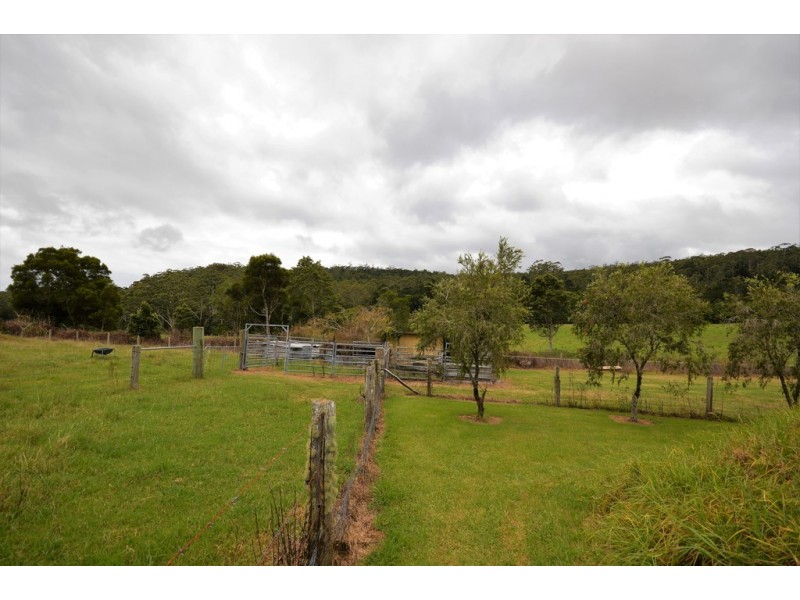 61 Lowanna Road, Lowanna NSW 2450