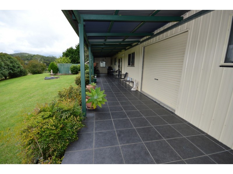 61 Lowanna Road, Lowanna NSW 2450