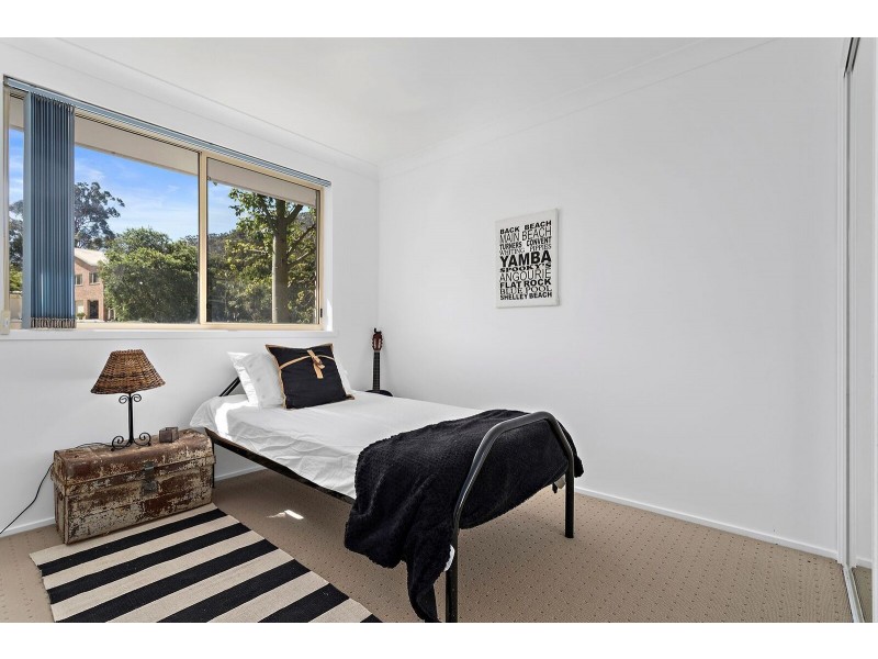 4 Azure Avenue, Emerald Beach NSW 2456