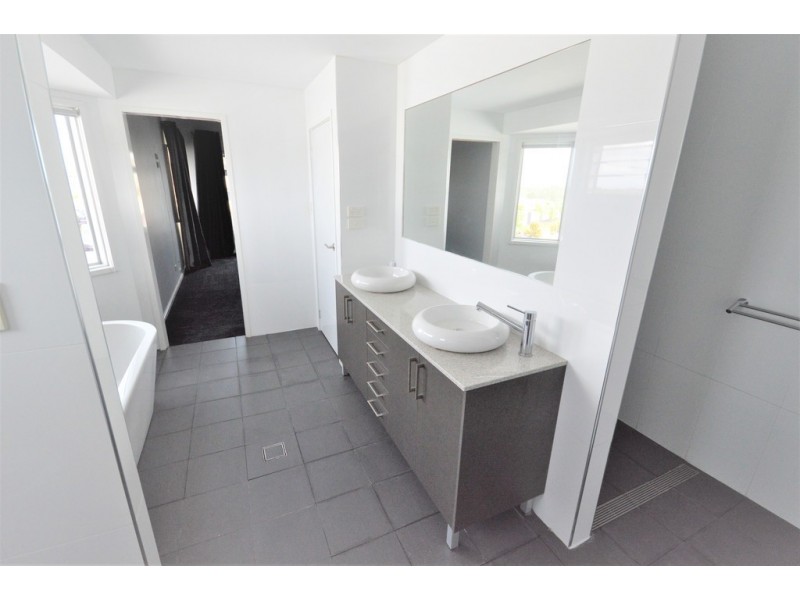40 Island Road, Sapphire Beach NSW 2450