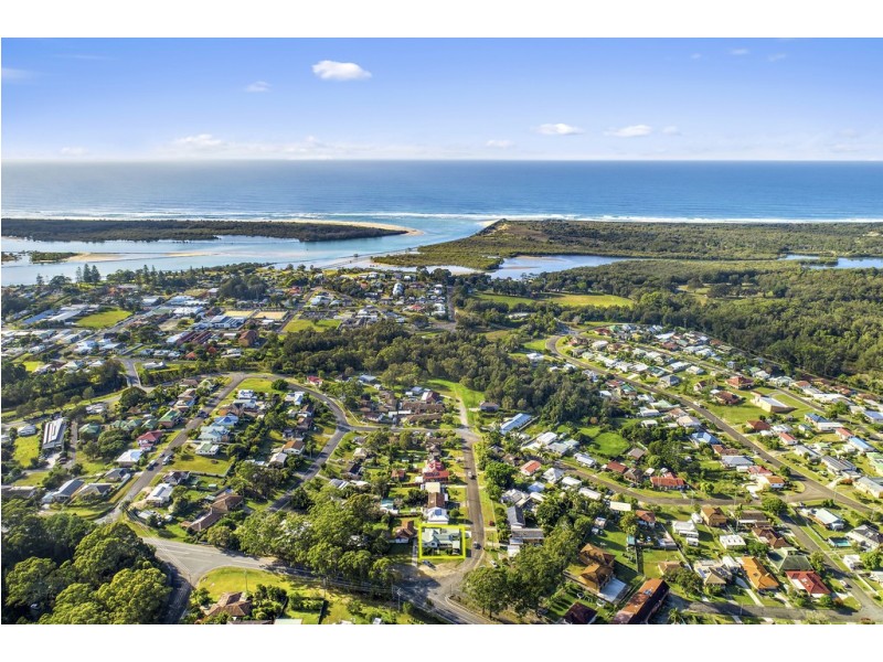 4208 Giinagay Way, Urunga NSW 2455