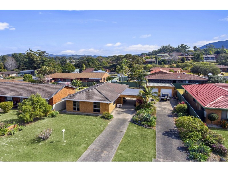 16 Taloumbi Road, Coffs Harbour NSW 2450
