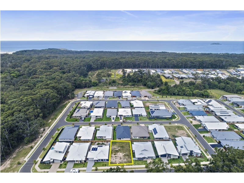 92 North Solitary Drive, Sapphire Beach NSW 2450