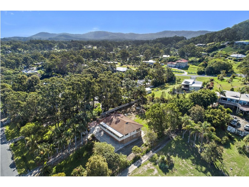 1/24 Emerald Heights Drive, Emerald Beach NSW 2456