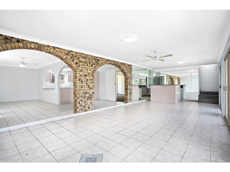 1/24 Emerald Heights Drive, Emerald Beach NSW 2456