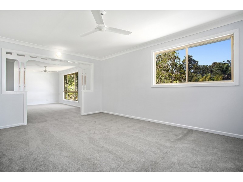 1/24 Emerald Heights Drive, Emerald Beach NSW 2456
