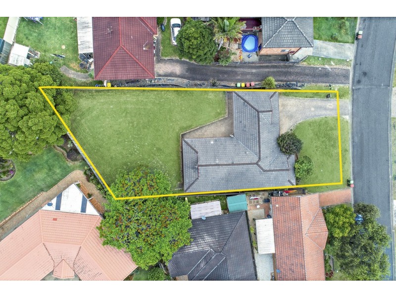 8 Kestrel Place, Boambee East NSW 2452