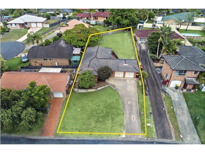 8 Kestrel Place, Boambee East NSW 2452