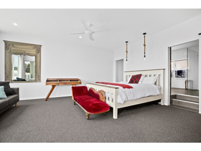 9 Beachfront Close, Sapphire Beach NSW 2450