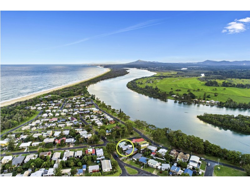 9 Rowley Street, Mylestom NSW 2454