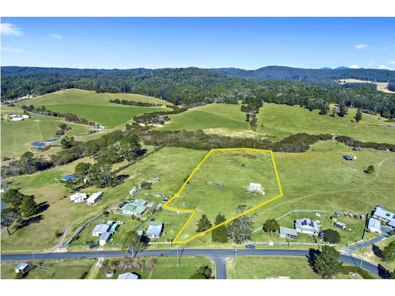 11 Cavanaghs Road, Lowanna NSW 2450