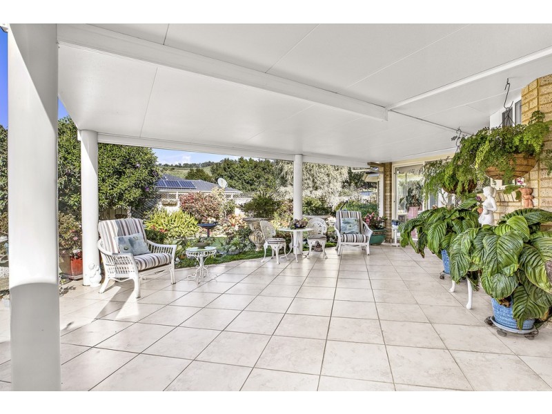 8 William Sharp Drive, Coffs Harbour NSW 2450