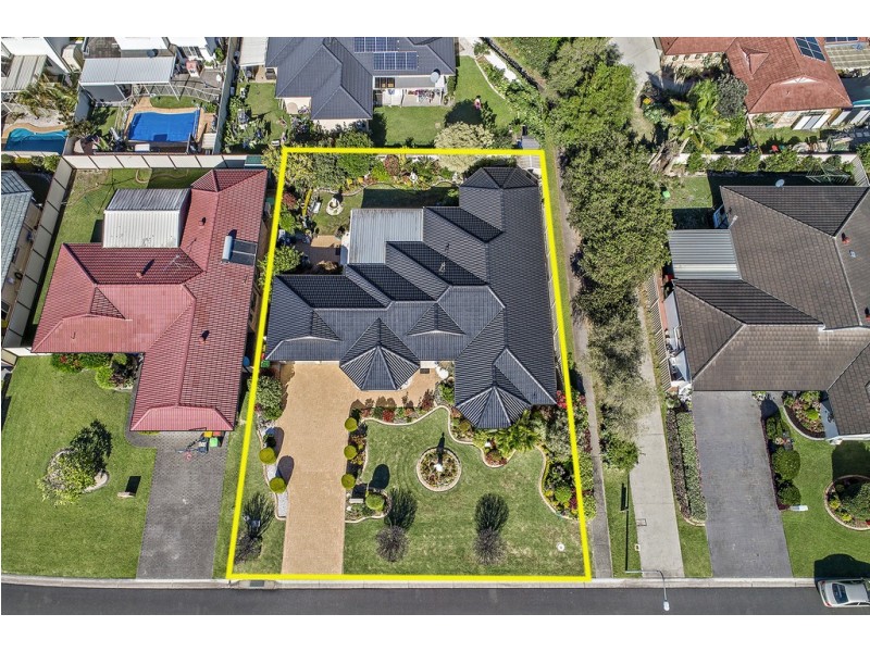 8 William Sharp Drive, Coffs Harbour NSW 2450