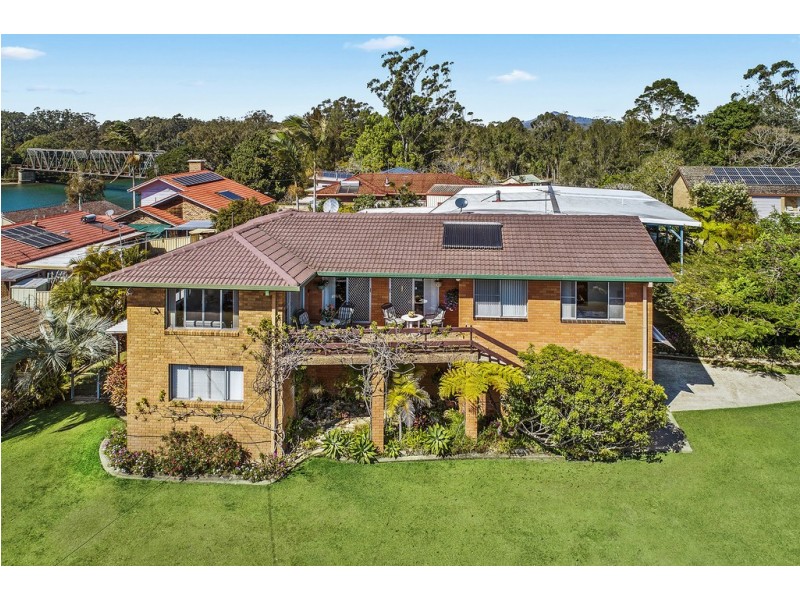 2 Essex Court, Urunga NSW 2455