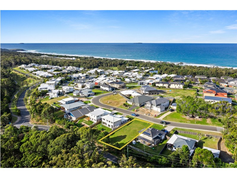 5 Grandview Close, Sapphire Beach NSW 2450